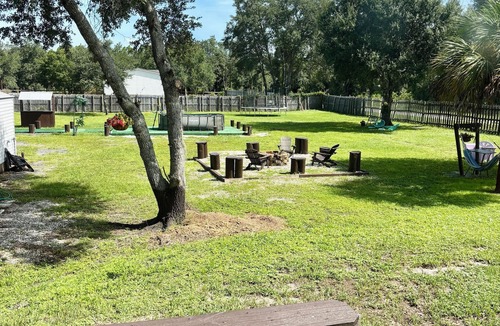 Clewiston House | Charming Country Home, Pool, Pet Friendly