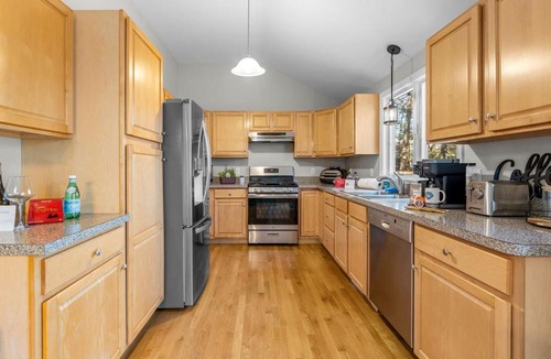 West Hyannisport House | Charming Family Retreat with Private Hot Tub & Firepit Near Cape Cod Beaches, Barnstable MA