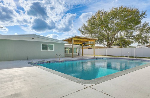Clewiston House | Charming Home w/Private Pool in Clewiston!