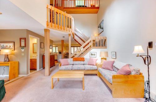 Jackson House | Charming Jackson Mountain Retreat on Golf Course!