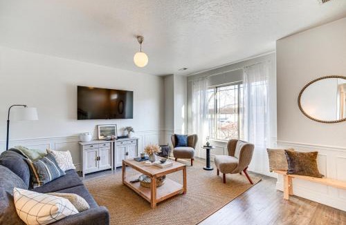 Sunset Heights House | Charming Orem Townhome: 5 Mi to BYU!