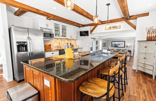 Moultonborough House | Charming Post & Beam Farmhouse Near Lake Winnipesaukee - Pet-Friendly!