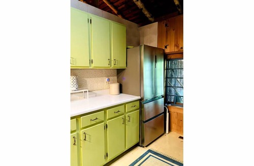 Antrim Cabin | Charming, Rustic, 4-bedroom cabin near Gregg Lake, perfect for your getaway!