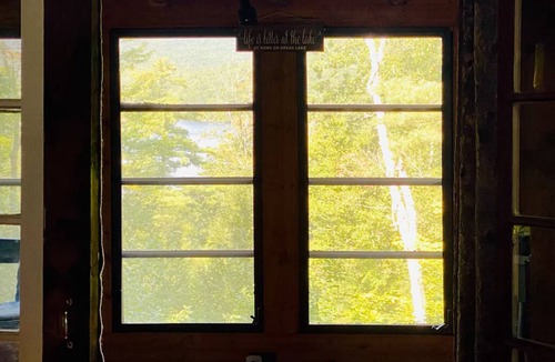 Antrim Cabin | Charming, Rustic, 4-bedroom cabin near Gregg Lake, perfect for your getaway!