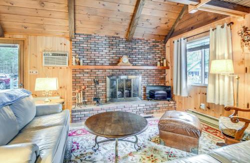 Chocorua Ski and Beach House | Charming Tamworth Cabin w/Grill & Fireplace