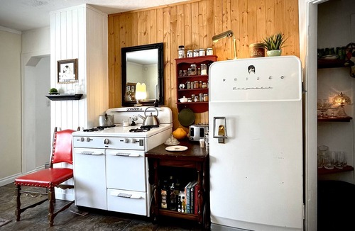 Central Alberta House | Charming Vintage Rabbit Farmhouse Escape
