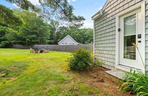 Woodstock House | Charming Woodstock Skylight Retreat-10 Min to Loon