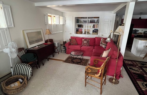 Wolfeboro Cottage | Charming YEAR ROUND 4-bedroom cottage on Lake Winnipesaukee