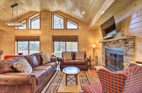 Chestertown House | Chestertown Hideaway with Lake and Beach Access!