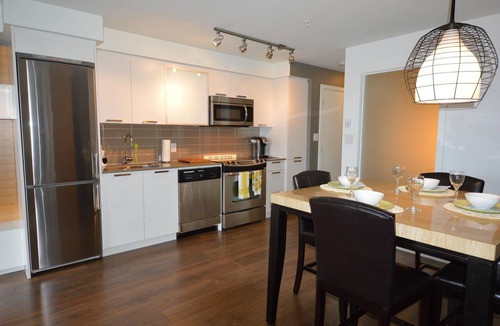 Downtown Victoria Condo | Chic 1BR Steps from Chinatown and Harbour