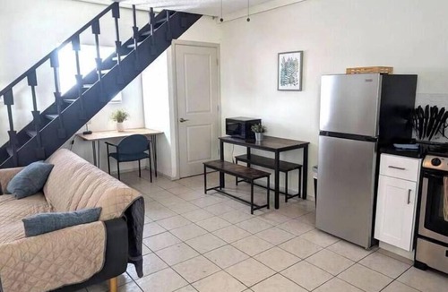 Albuquerque Apartment | Chic Downtown Apart w/King Bed & In-Unit Laundry