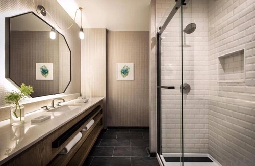 Downtown Denver Hotel | Chic Escape Near Coors Field | Pets Welcome | Premium Room with 2 Queen Beds
