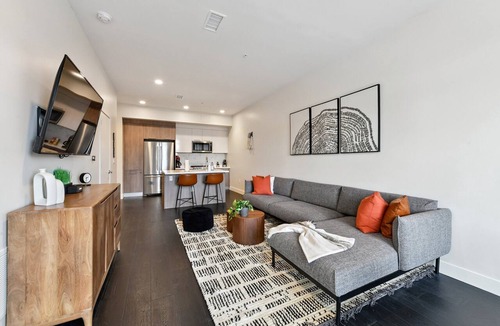 Highland Condo | Chic Made Easy | 1BR LoHi Loft | Dog-Friendly