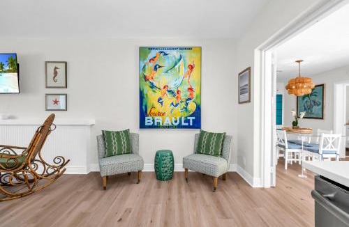 Southside House | Chic Pied-à-Terre Private Pool in WPB
