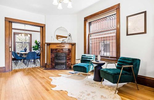 Congress Park House | Chic Victorian Manor - Sleeps 12 - Congress Park