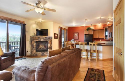 Estes Park Apartment | Chiefs Head Peak 21B Condo