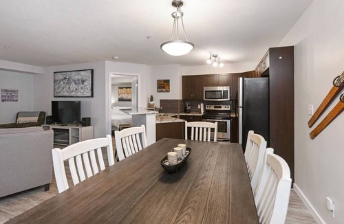 East Kootenay Apartment | Chinook Pointe | Ground Floor | Pool | Hot Tub