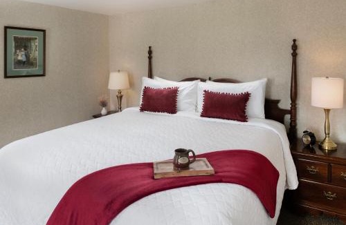 Jackson Hotel | Christmas Farm Inn and Spa