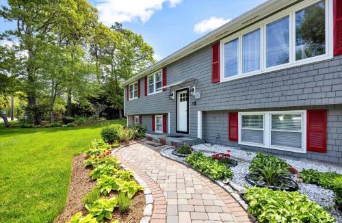 West Hyannisport House | Cirlene's Beach Retreat