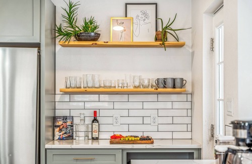 North Park Hill House | City Park Modern Escape. 5 Bedroom Family & Pet Friendly