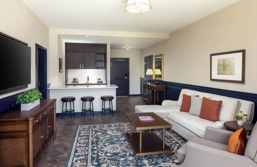 Fitzsimons Hotel | City Sophistication: Large Suite near Southlands Shopping Center! Dogs Allowed!