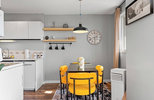 Griesbach Apartment | City View Getaway | 2BR Pool Gym Parking