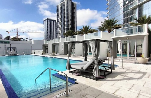 Town Square Apartment | Cityscape Heaven Miami Downtown