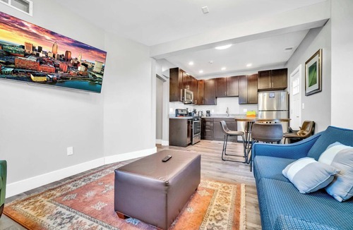 Hough Apartment | Cle Suites 1BR/1BA | 5 min Walk to Cle Clinic #10