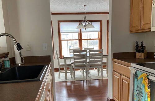 Chippewa Lake House | Clean, Cozy Lake House For An Upscale Stay