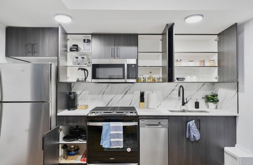 Northeast Edmonton Apartment | Clean| Exquisite| Modern| Brand New| Ravine View