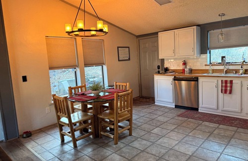 Glenwood Springs House | Cleaned & Sanitized! Beautiful River Views!