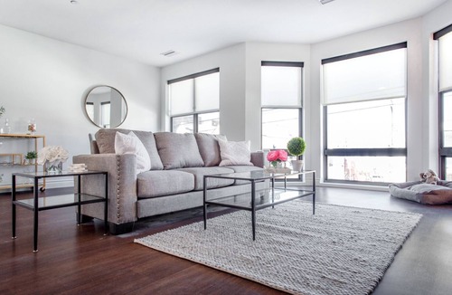 Little Italy Apartment | Cleveland Luxe Apartment w/Patio