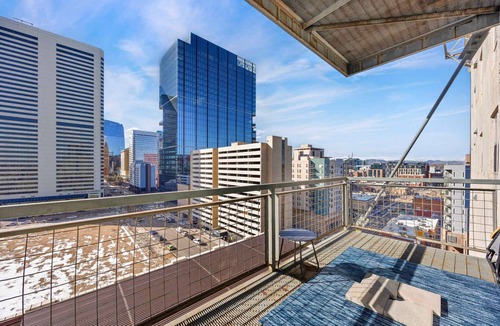 Ballpark Condo | Clocktower Views | Sky Lofts 1BR | 30+ Stay