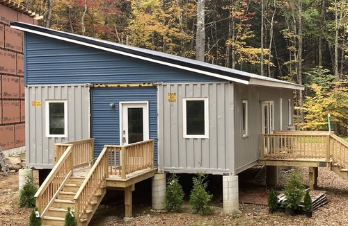 Bartlett Ski Chalet | Close to Attitash, Hiking, Rivers, Storyland, Santa's Village and More!.