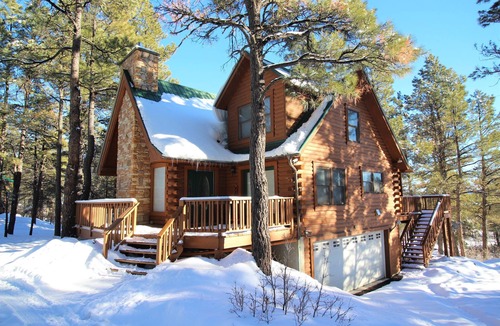 Pagosa Springs Cabin | Close to Town, Secluded Feeling. Hike, Fish, Hot Tub!