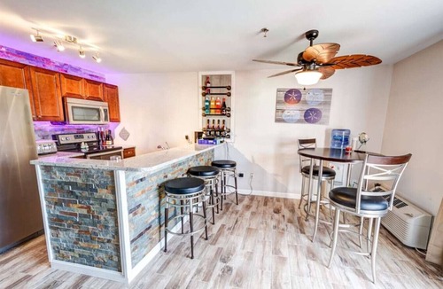 Gilford Condo | Close to Weirs Beach, concerts, water views, Pool