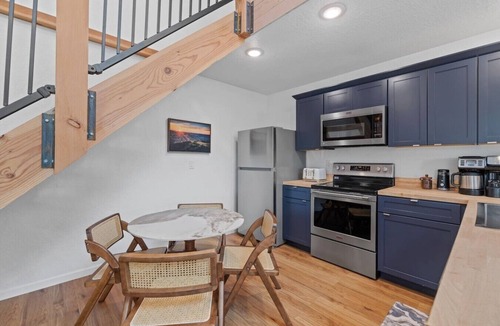 Rapid City House | Cloudview Lodge Retreat