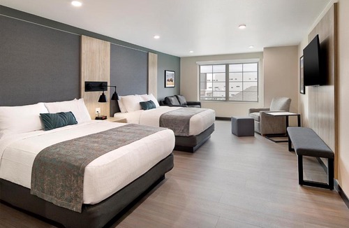 Rapid City Hotel | ClubHouse Hotel & Suites Rapid City