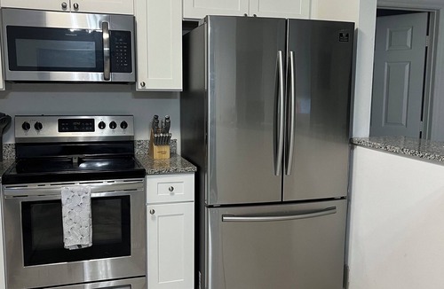 Port Saint Lucie House | Coastal Haven East Port St Lucie Great Location and close to beautiful beaches.