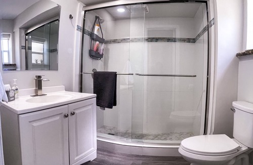Southwest Apartment | Coastal Sunset - Renovated 2bd/1ba - Central & Cozy