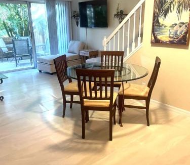 Jupiter House | Coastal Townhome in Jupiter 1 mile to beach!