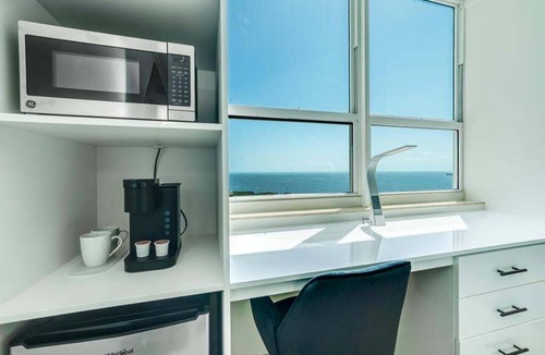Coconut Grove Condo | Coconut Grove: Bayview unit. Parking Included