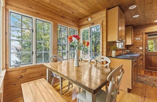 Franklin House | Come to The Cottage! Cozy Vermont Lakefront Retreat on Lake Carmi -Sleeps 7!