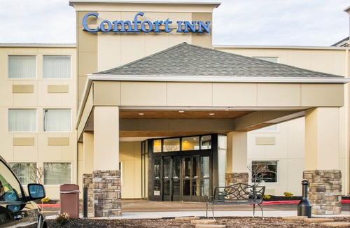 Mayfield Heights Hotel | Comfort Inn Mayfield Heights Cleveland East