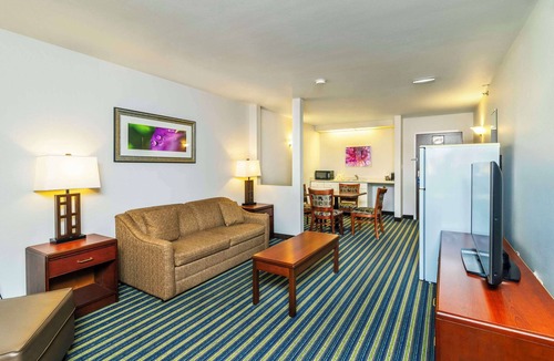 Moose Jaw Hotel | Comfort Inn & Suites