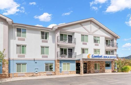 Glenwood Springs Hotel | Comfort Inn & Suites Glenwood Springs On The River