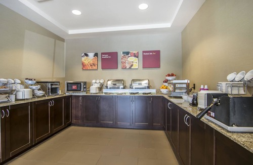 Regina Hotel | Comfort Suites Regina
