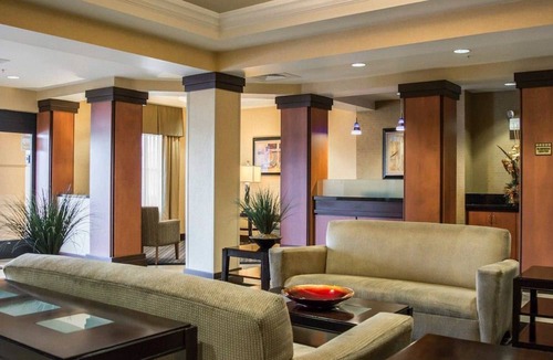 Vero Beach Hotel | Comfort Suites Vero Beach I-95