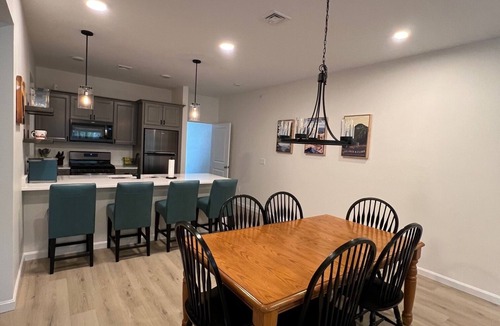 Lincoln Ski Chalet | Comfortable 3-bedroom new construction condo minutes from Loon Mtn & Lincoln.