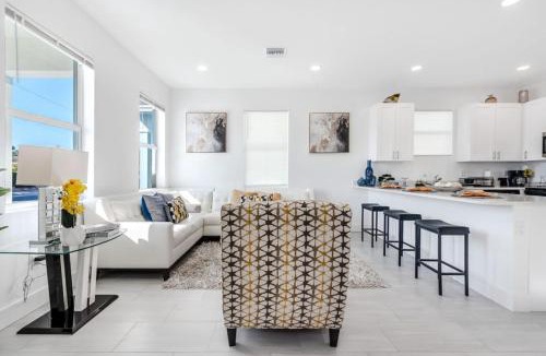 Westgate House | Comfortable Brand-New Home